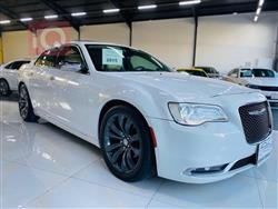 کرایسلەر 300